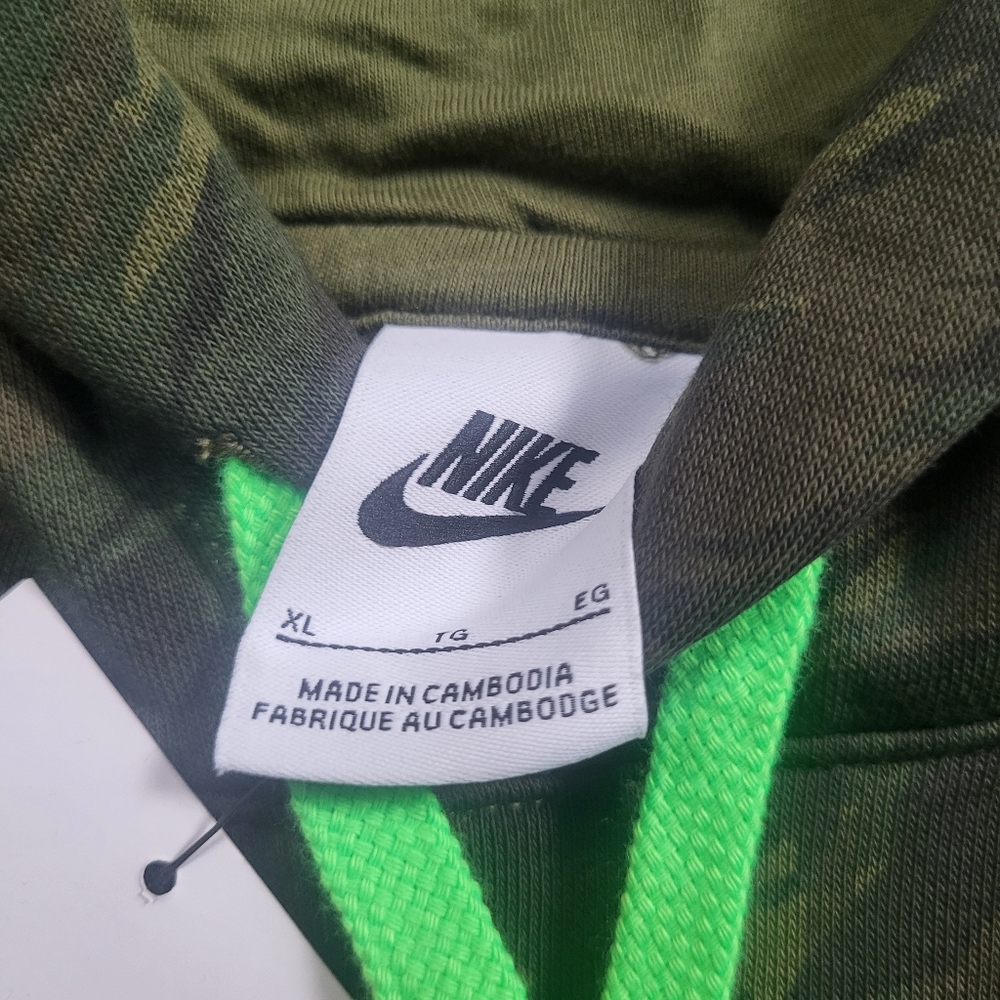 NWT Men's Camo Nike Hoodie.  XL - Picture 4 of 10